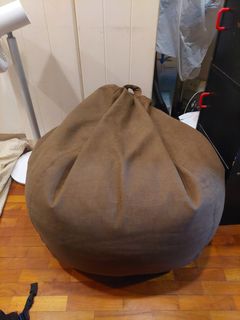 (Category: ) located in . Submitted by yangjietay2 (Listing ID 1295572863, Image 1). Description: .