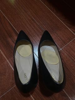 (Category: ) located in . Submitted by simply_closet (Listing ID 1295541791, Image 1). Description: .