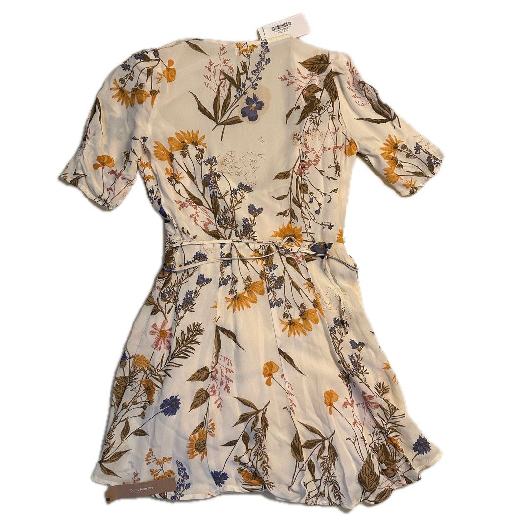 Reformation lucky wrap dress 2025