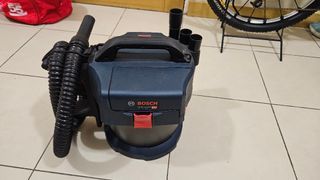 BOSCH GAS 18V-10L Cordless Wet/Dry Vacuum Cleaner (without wheels)