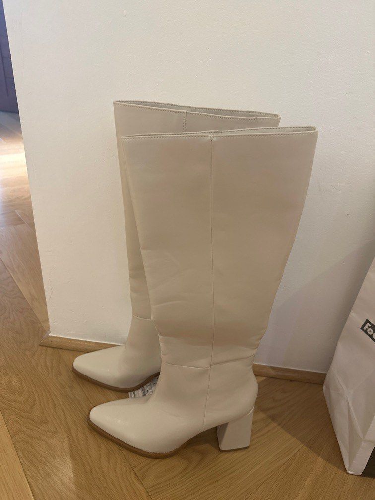 BRAND NEW Stradivarius hi-cut boots (Category: Boots) located in San Juan City. Submitted by closetkeepers (Listing ID 1295575678, Image 1). Description: With pricetag, never worn. Original price, 3995 .