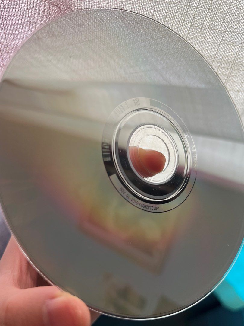 Clairo- Sling CD, 興趣及遊戲, 音樂、樂器 & 配件, 音樂與媒體 - CD 及 DVD - Carousell