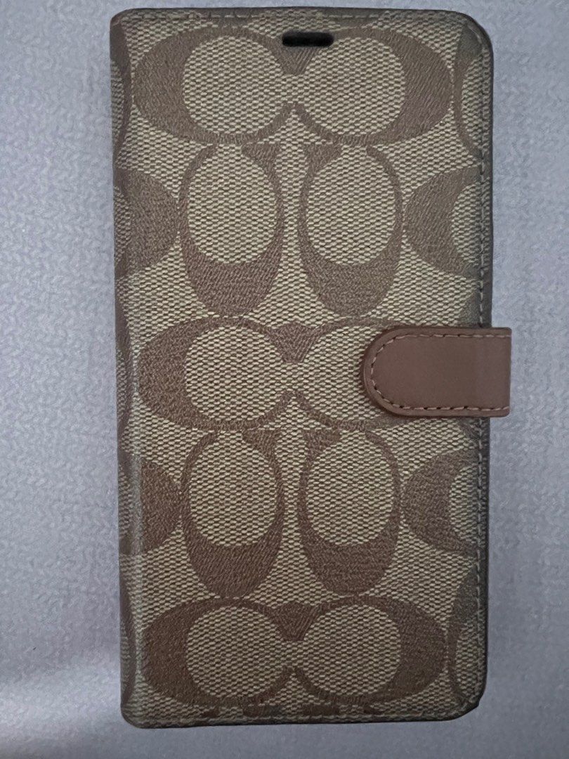 Coach iPhone Xs Max leather case (Category: Cases & Sleeves) located in Quezon City. Submitted by rhodora1224 (Listing ID 1295679775, Image 1). Description: Original Coach. Bought from Coach store in NYC, USA Last price…originally selling it for P1,000.00 .