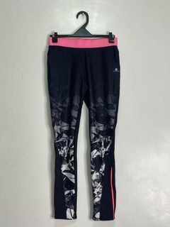 Decathlon sports tights (with pink details)