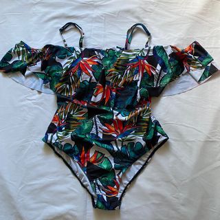(Category: ) located in . Submitted by j.declutter (Listing ID 1295608707, Image 1). Description: .