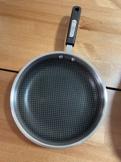（分類：）位於 。 由 bebebebej 提交（商品編號 1295560242，圖片 1）。簡介： 。