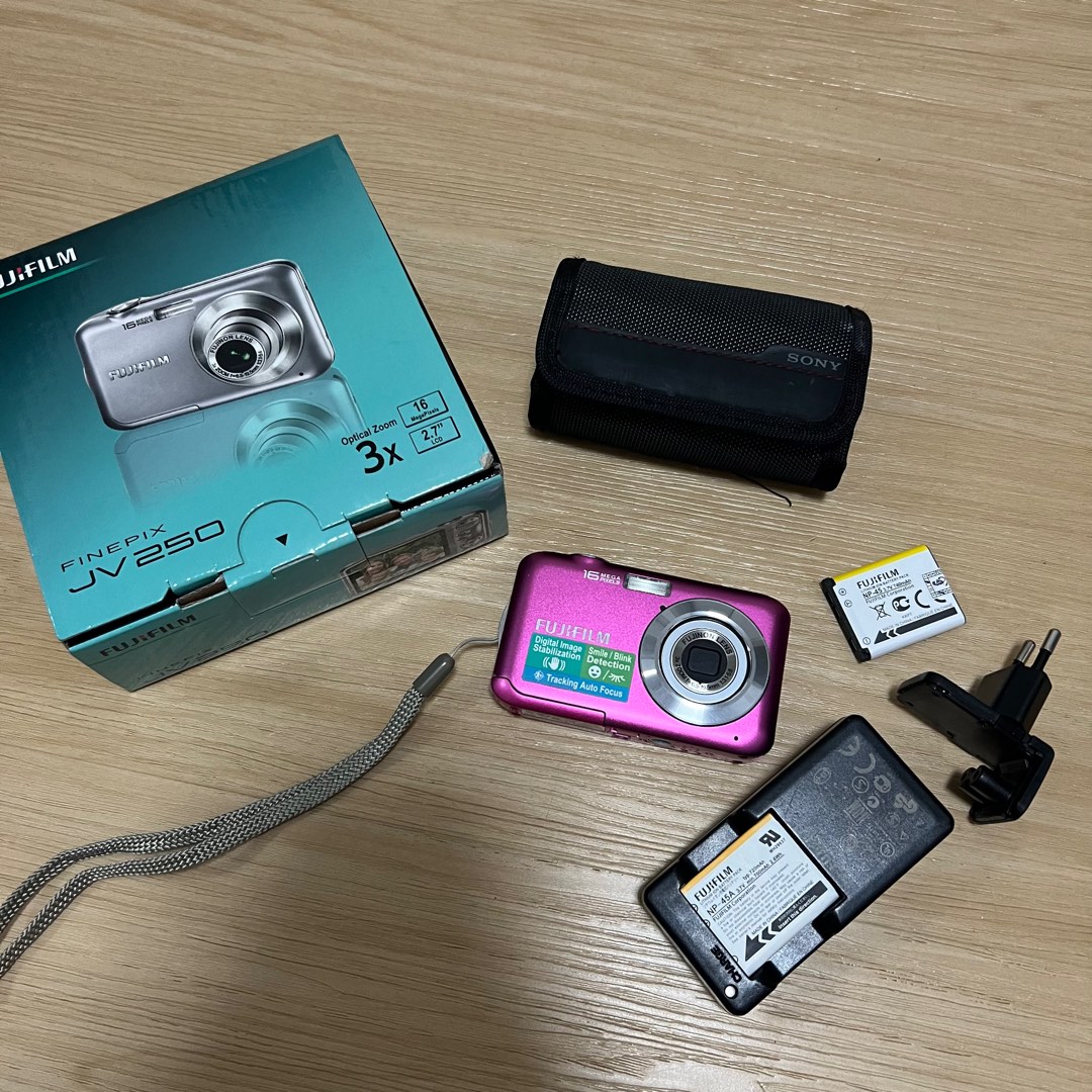 Fujifilm FinePix JV250 16メガピクセル M14344 FUJIFILM 16メガ