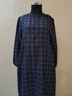 (Kategori: ) berada di . Dikirim oleh nandinir_30 (ID iklan 1295592389, Gambar 1). Deskripsi: .