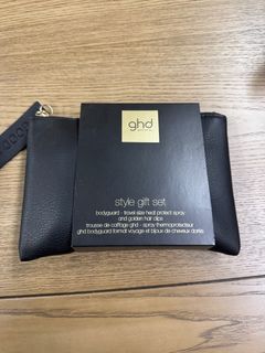 GHD Style Gift Set (Heat Protect Spray & Hair Clips)