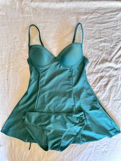 Green beach dress push-up swimsuit
