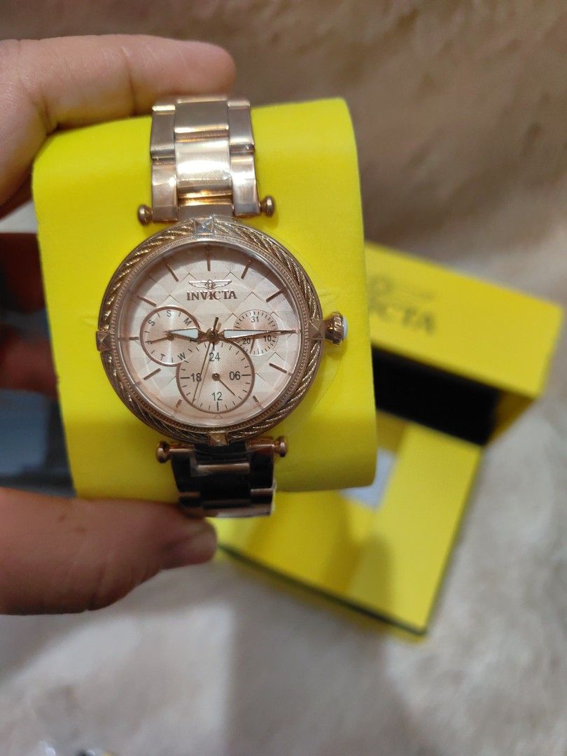 Invicta (Category: Women's Watches) located in Quezon City. Submitted by finds_stuff (Listing ID 1295656386, Image 3). Description: Brandnew 100% original Color:rosegold.