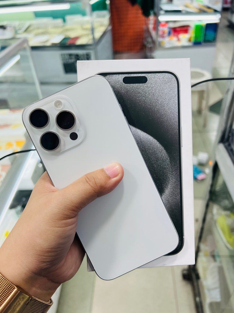 Iphone 15 Pro Max 256gb HK FU (Category: iPhone 15 Series) located in San Juan City. Submitted by javedsgadgetshop (Listing ID 1295539285, Image 1). Description: OPEN FOR INSTALLMENT VIA CREDIT CARD/GGIVES & SWAP/TRADE-IN! WE BUY AND SELL ( ANYKINDS OF UNIT BINIBILI PO NAMIN)! PTPA : Padelete po f bawal Read ❗️Onhand ‼️ Iphone 15promax •256gb •HK Variant •100% batt health •Factory Unlock •95% Smoothness •No hidden issue | No Repaired •100% Authen