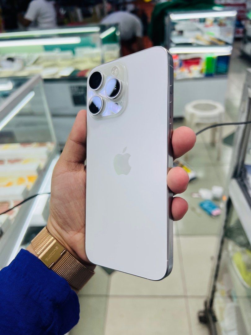 Iphone 15 Pro Max 256gb HK FU (Category: iPhone 15 Series) located in San Juan City. Submitted by javedsgadgetshop (Listing ID 1295539285, Image 3). Description: OPEN FOR INSTALLMENT VIA CREDIT CARD/GGIVES & SWAP/TRADE-IN! WE BUY AND SELL ( ANYKINDS OF UNIT BINIBILI PO NAMIN)! PTPA : Padelete po f bawal Read ❗️Onhand ‼️ Iphone 15promax •256gb •HK Variant •100% batt health •Factory Unlock •95% Smoothness •No hidden issue | No Repaired •100% Authen