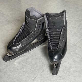 Jackson Ice skates