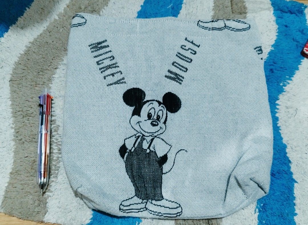 Japan mickey mouse bag (Category: Other Babies Going Out Needs) located in Manila. Submitted by myxstyle27 (Listing ID 1295609718, Image 2). Description: Brand New from Japan mickey mouse bag location: Valenzuela.