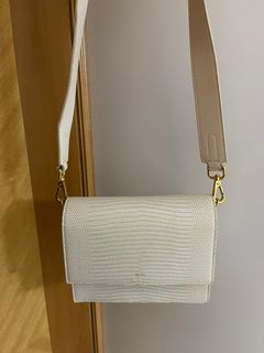 （分類：）位於 。 由 wing_000 提交（商品編號 1295680206，圖片 1）。簡介： 。