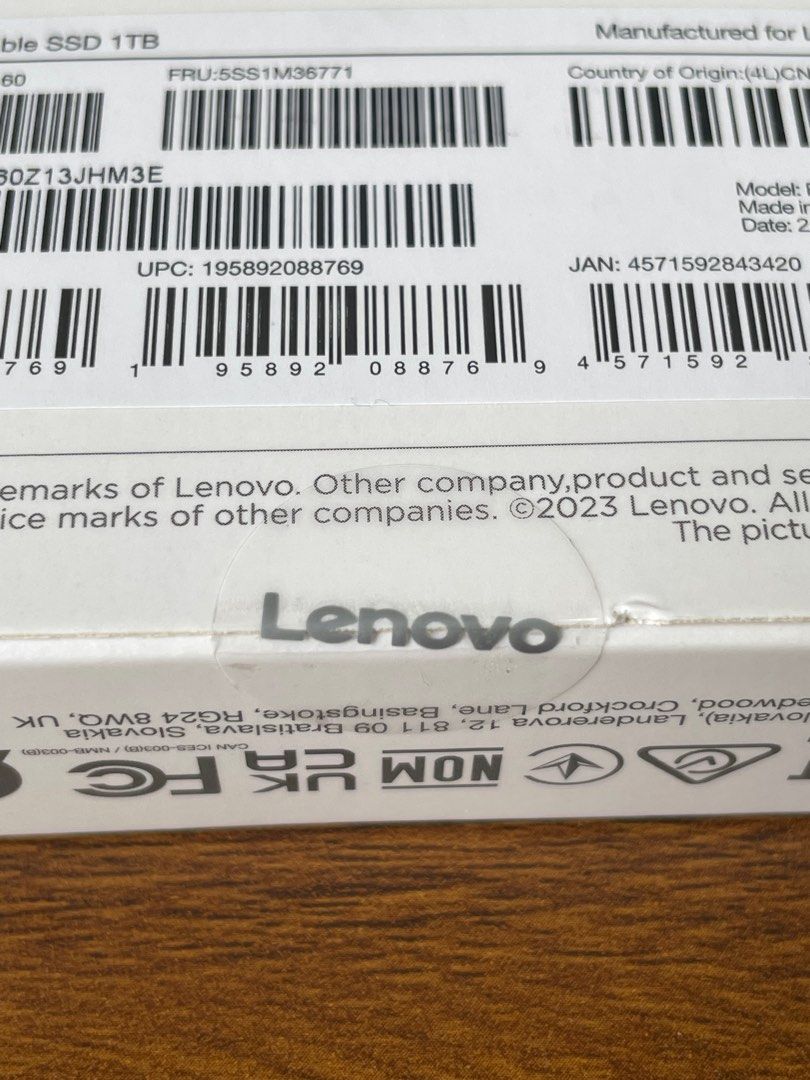Lenovo PS8 Portable 1TB SSD, 電腦＆科技, 電腦周邊及配件, 硬碟及