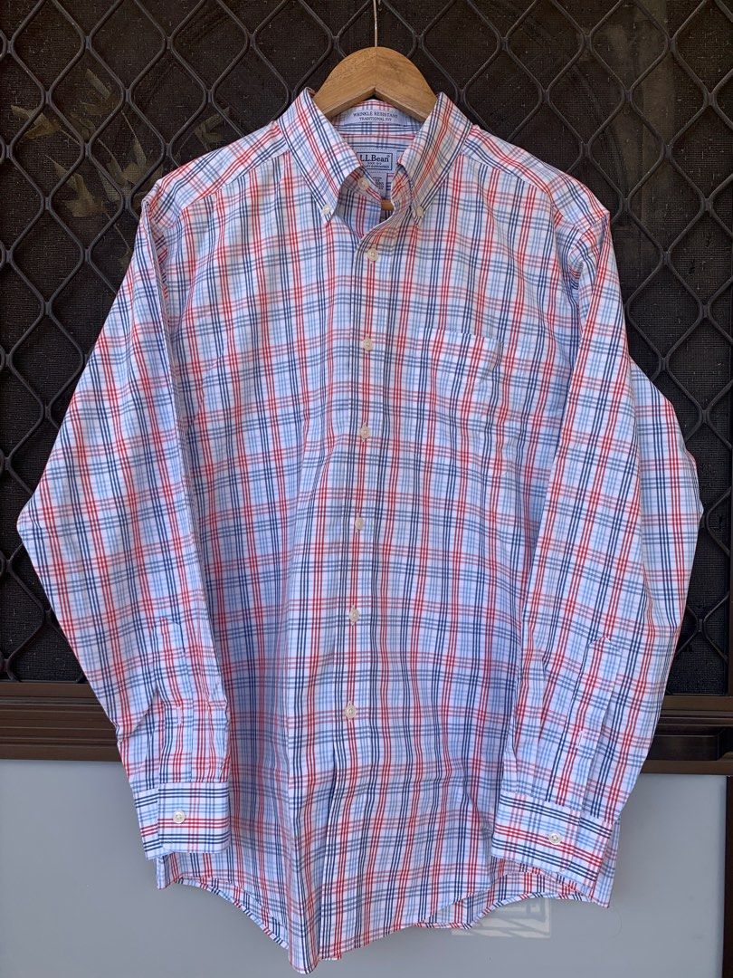 LL Bean Buttondown Shirt (Category: Formal Shirts) located in Manila. Submitted by patrickbateman_ (Listing ID 1295589623, Image 2). Description: L.L. Bean Checked Buttondown Shirt Size M (15 1/2”) In pristine, like new condition. Wrinkle Resistant Traditional Fit W: 23” L 31.5” Sleeves: 24” Shoulders: 19” ₱650 only 📍Quiapo, Manila .