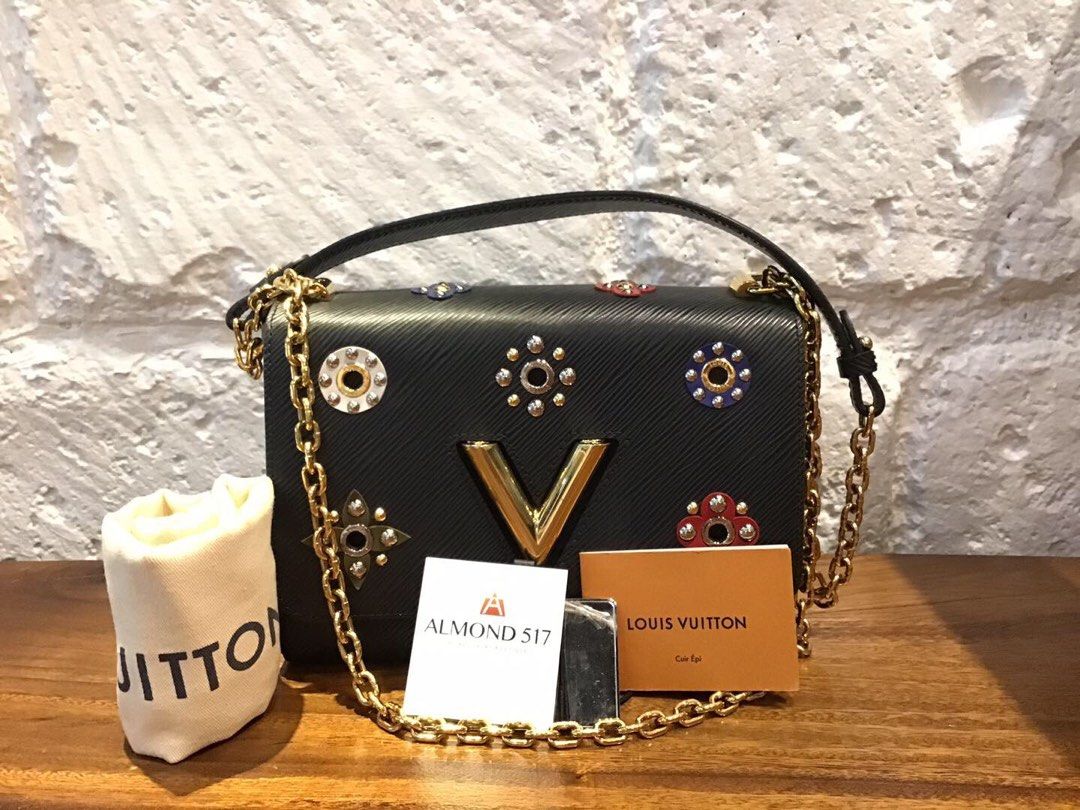 LV louise (Category: Luxury Bags & Wallets) located in Taguig. Submitted by gem_almond517 (Listing ID 1295679271, Image 1). Description: 📣AVAILABLE IN SHOP📣 LIMITED EDITION, MICROCHIPPED ✨ INCLUSION: DUSTBAG, CARDS & MIRROR Php 119,500xxx 📩DM us for more detailed photos ✅ OFFERS LAYAWAY ✅ ACCEPTS CONSIGNMENT 📍 This item is also available for viewing at 2nd Floor , Serendra Retail , SERENDRA HIGH STREET BGC Taguig City 🛍️OPENS DAILY #almond51
