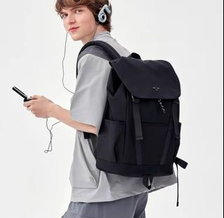 MAH Large Capacity Backpack