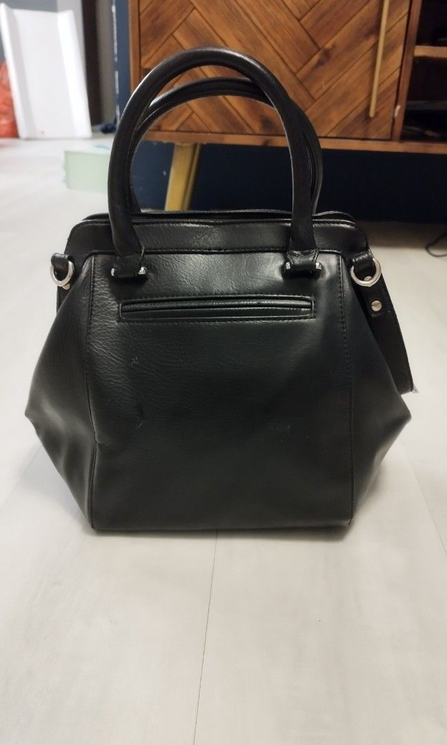 Matt and Nat bag, Women's Fashion, Bags Wallets, Shoulder Bags