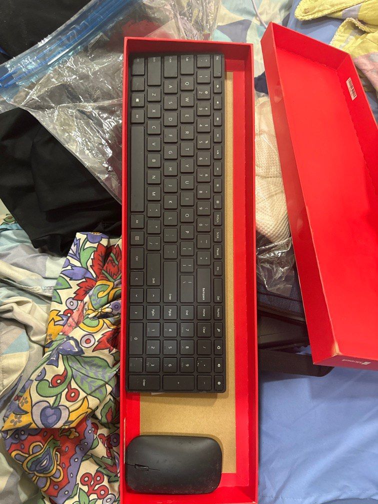 Microsoft Designer Bluetooth Desktop keyboard and mice, Computers