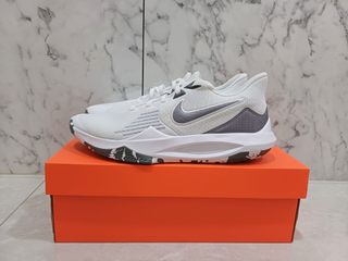 (Category: ) located in . Submitted by solekicks11 (Listing ID 1295615839, Image 1). Description: .