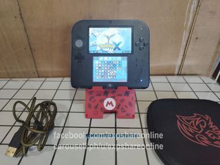 Nintendo 2DS 32GB Complete with Games