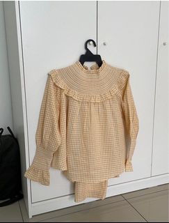 (Category: ) located in . Submitted by shoppingcherries (Listing ID 1295637427, Image 1). Description: .