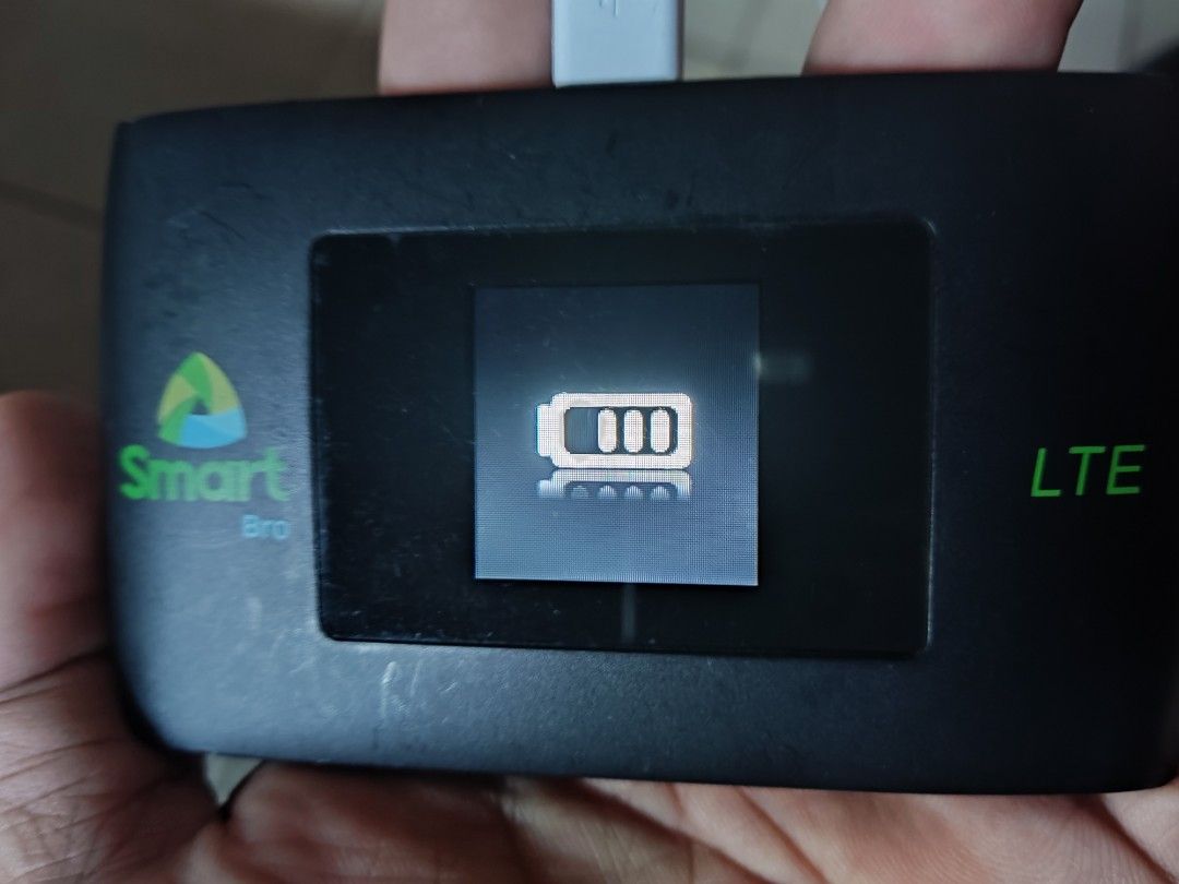 Pocket wifi locked to Smart and TnT (Category: Other Mobile & Gadget Accessories) located in Del Monte. Submitted by mico.ace08 (Listing ID 1295524191, Image 1). Description: Hindi na nagagamit sa kadahilanang face to face na po Ngayon sa mga schools and work places..