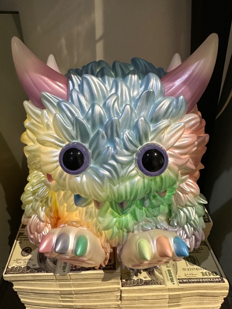 Pop mart x instinctoy monster fluffy fantasia