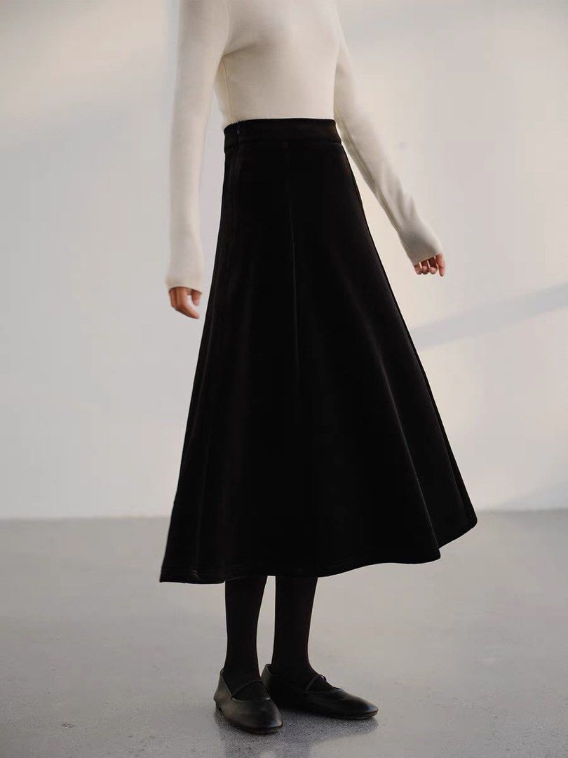 Classic long black velvet skirt shop