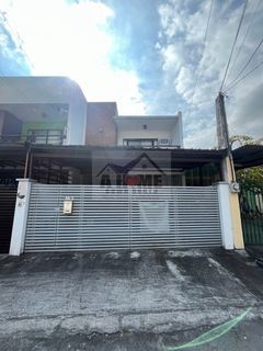 Pre-owned Townhouse in Better Living Parañaque For Sale