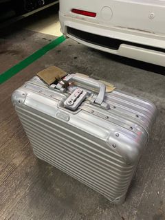 （分類：）位於 。 由 islaalsi 提交（商品編號 1295578833，圖片 1）。簡介： 。
