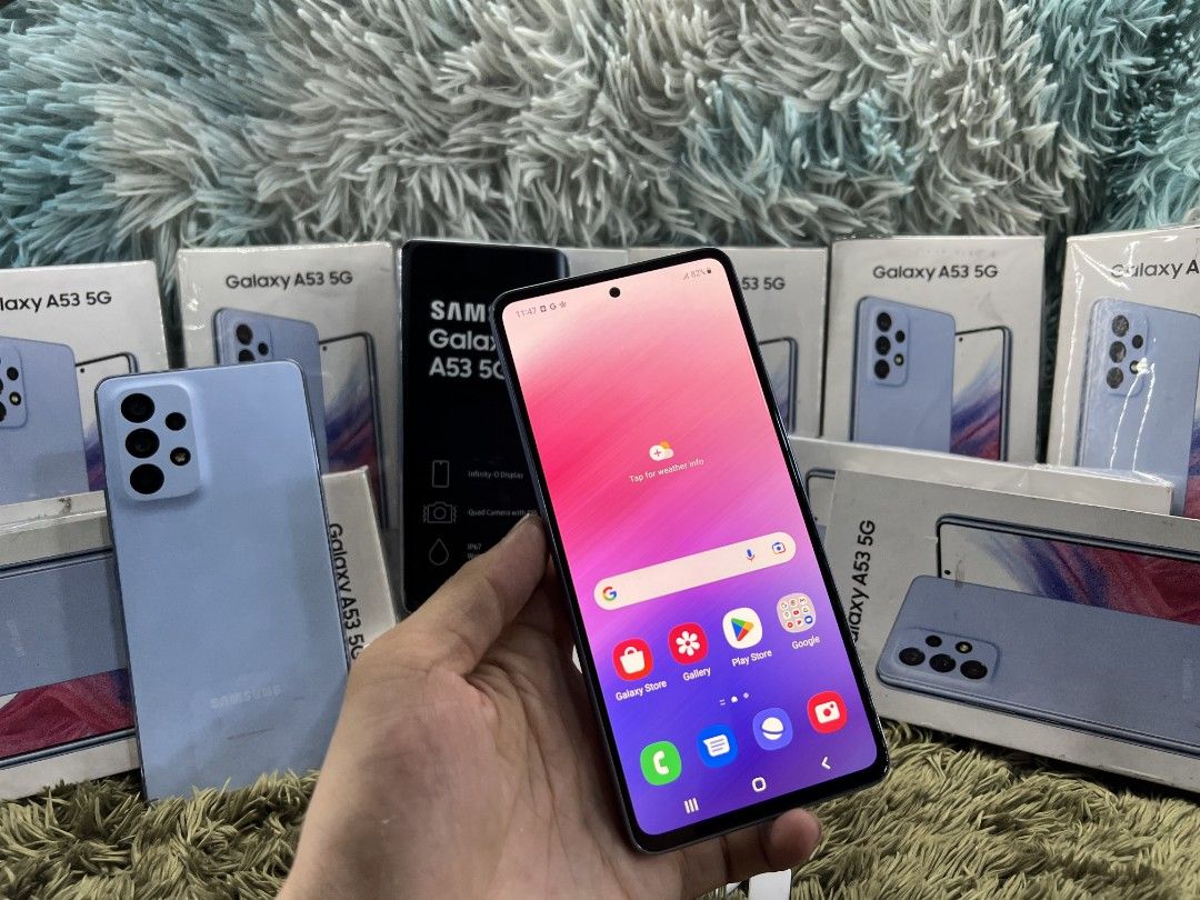 Samsung A53 5g (Category: Samsung) located in Quezon City. Submitted by mubrogadgets (Listing ID 1295584337, Image 1). Description: SUPER SALE!!! 🔥SAMSUNG A53 5g❤️ for sale or swap 8500 pesos only NEW!mall full-out unit, not used may mga amoled burn na bo scratches or dents ➡️Super linaw ng both camera ➡️finger print in display ➡️gaming Phone • 128GB | 8GB • NTC •Super AMOLED, 120Hz, 800 nits (HBM) •5000 mahh •Exynos 1280 (5 nm) • Inclusion: com