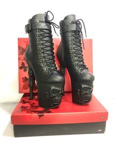 SIZE 7 Authentic Brand new in box Limited Edition Pleaser Brand Shoes Rapture 1032 Skull Lace Up Pole Dancing Black Vegan Leather Platform Stiletto Skeleton Finger High Heel Boots