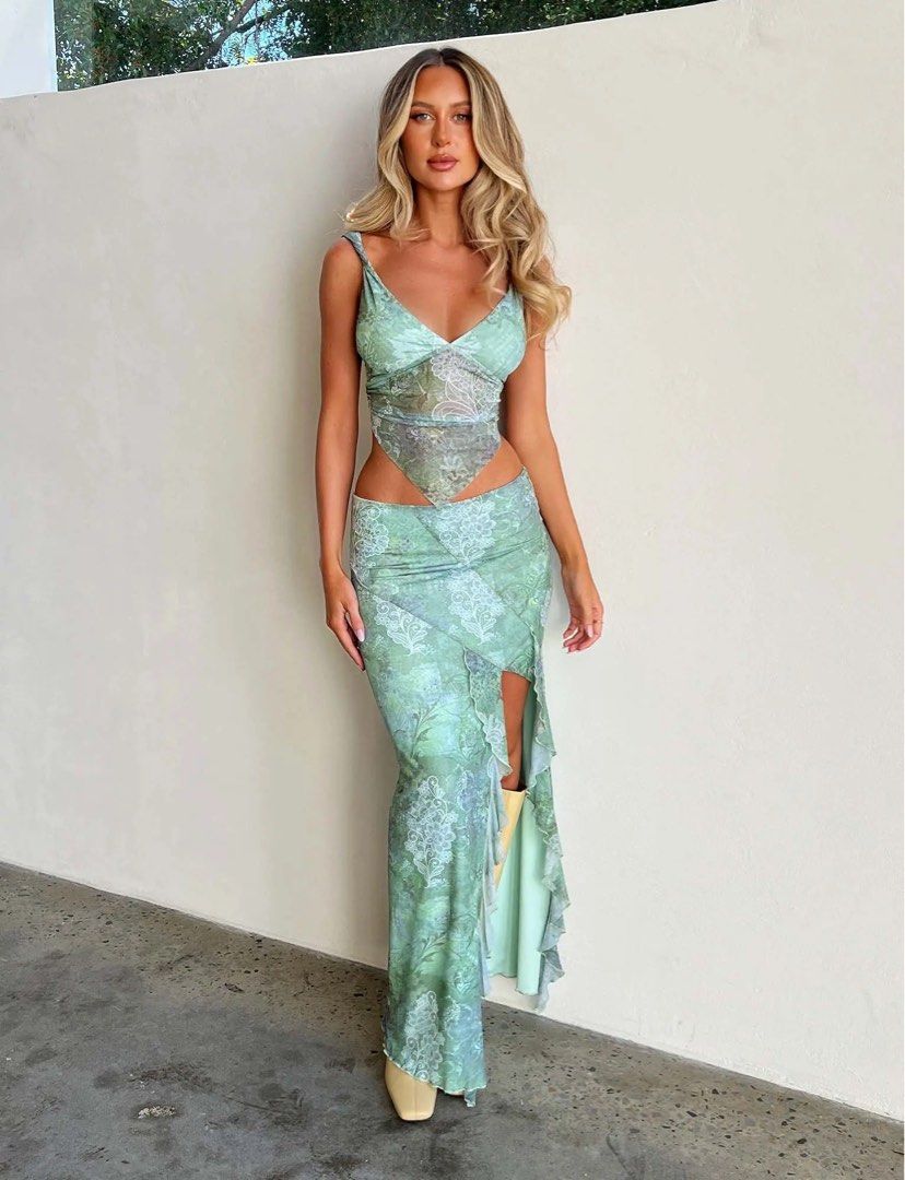 green emerald velvet dress MONROE DRESS main image 1
