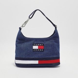 (Category: ) located in . Submitted by redumbrella02 (Listing ID 1295580383, Image 1). Description: .