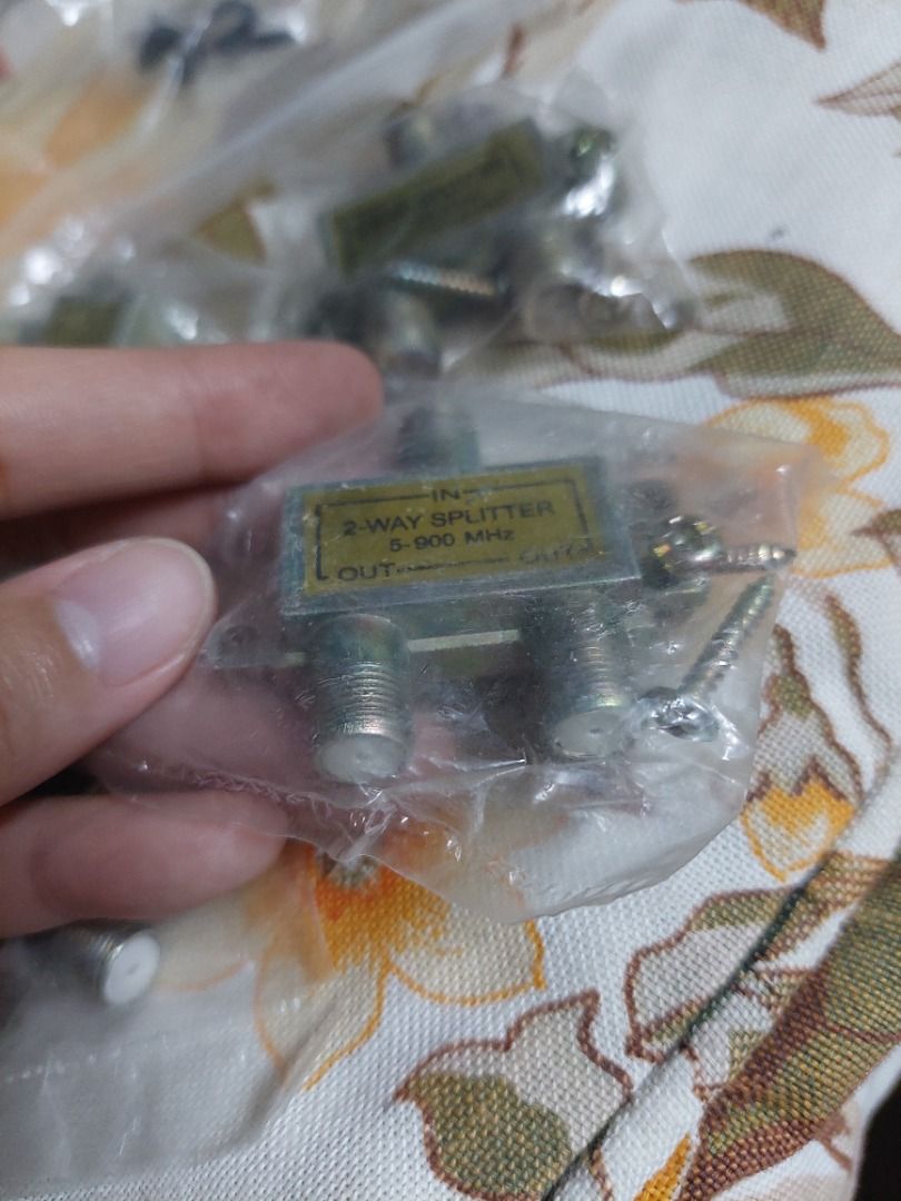 BARGAIN SET TV Cable Adaptors and Connectors (Category: Electrical, Adaptors & Sockets) located in Las Pinas. Submitted by lenlen.lenlen (Listing ID 1295569046, Image 3). Description: Total of: 39pcs. Assorted Connectors/Adapters 3 pcs. Antenna RFS: Store Closed, disposing stocks left ** Meetup-Selected areas in Las Piñas (Bamboo Organ Church), Parañaque (Ayala Malls Manila Bay, 7-11 Kabihasnan), Makati (MCS, Waltermart Chino Roces), Pasay (MOA, 