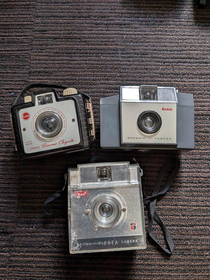 Vintage Kodak Brownie Film Cameras / Take All 2.5k, Photography, Cameras on  Carousell