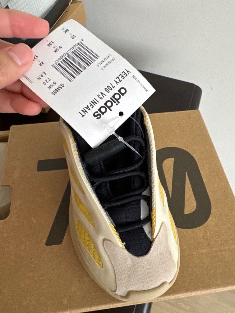 yeezy 700 v3 infants