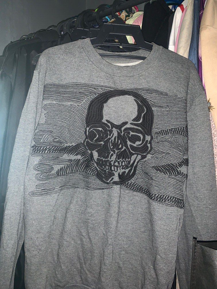 Zara skull sweatshirt new arrivals
