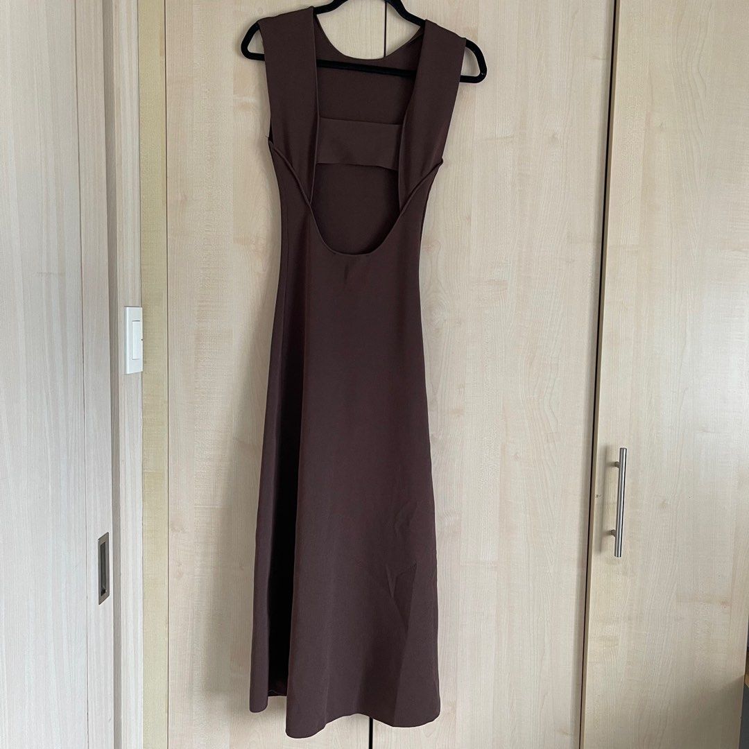 Zara Open Back Knitted Dress in Brown maxi, Women's Fashion, Dresses & Sets, Dresses on Carousell Zara Open Back Knitted Dress in Brown maxi, Women's Fashion, Dresses & Sets, Dresses on Carousell