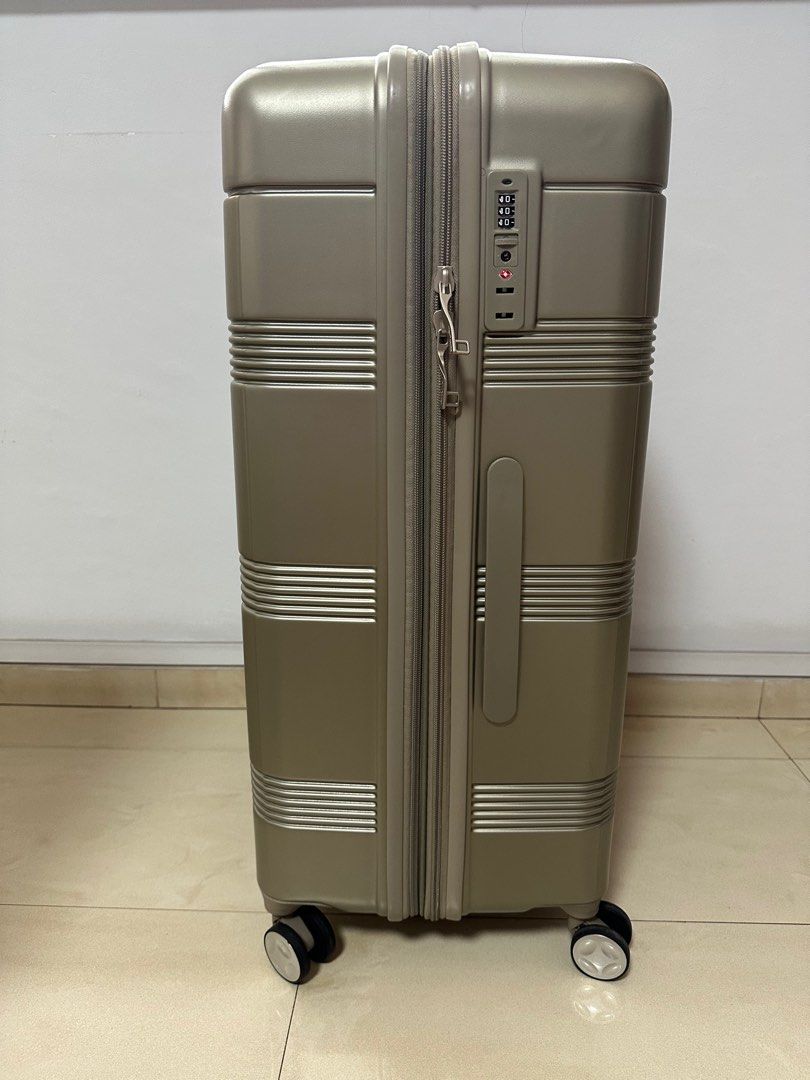 New yorker luggage 28 inch discount