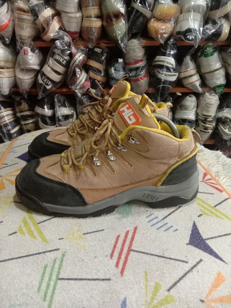 Safety shoes sale uk hotsell