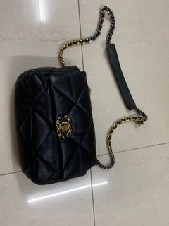 （分類：）位於 。 由 Hhuiy 提交（商品編號 1290940866，圖片 1）。簡介： 。