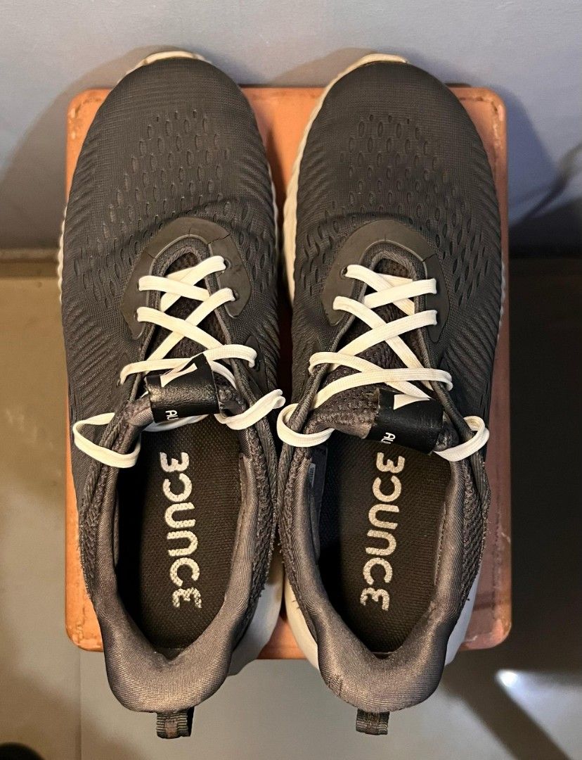 Adidas alphabounce size 9 hot sale