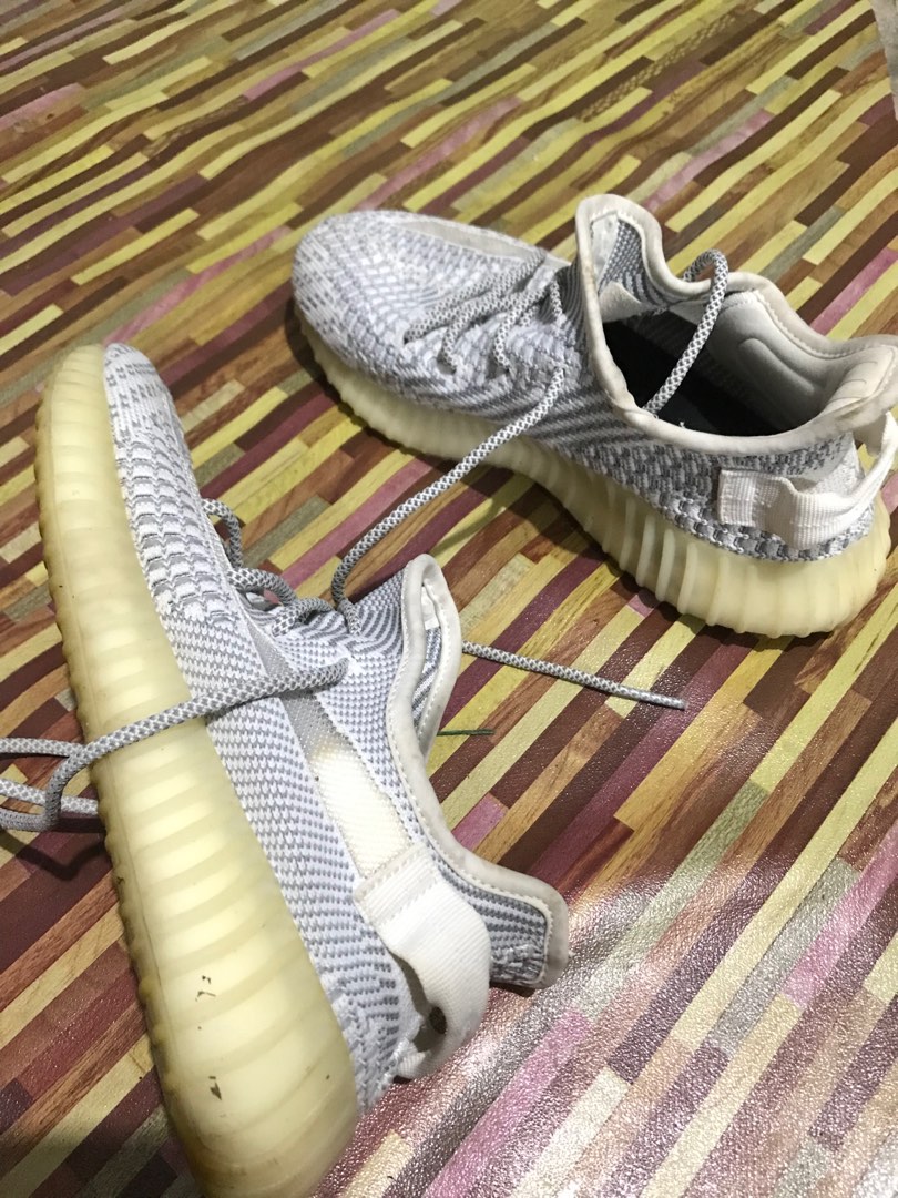 Yeezy lund deals