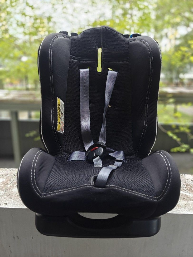 Baby Car Seat Not ISO fix Babies Kids Going Out Car Seats on Carousell