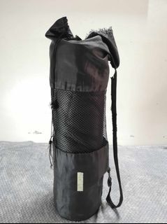Black Rubber Yoga Mat With Drawstring Bag
